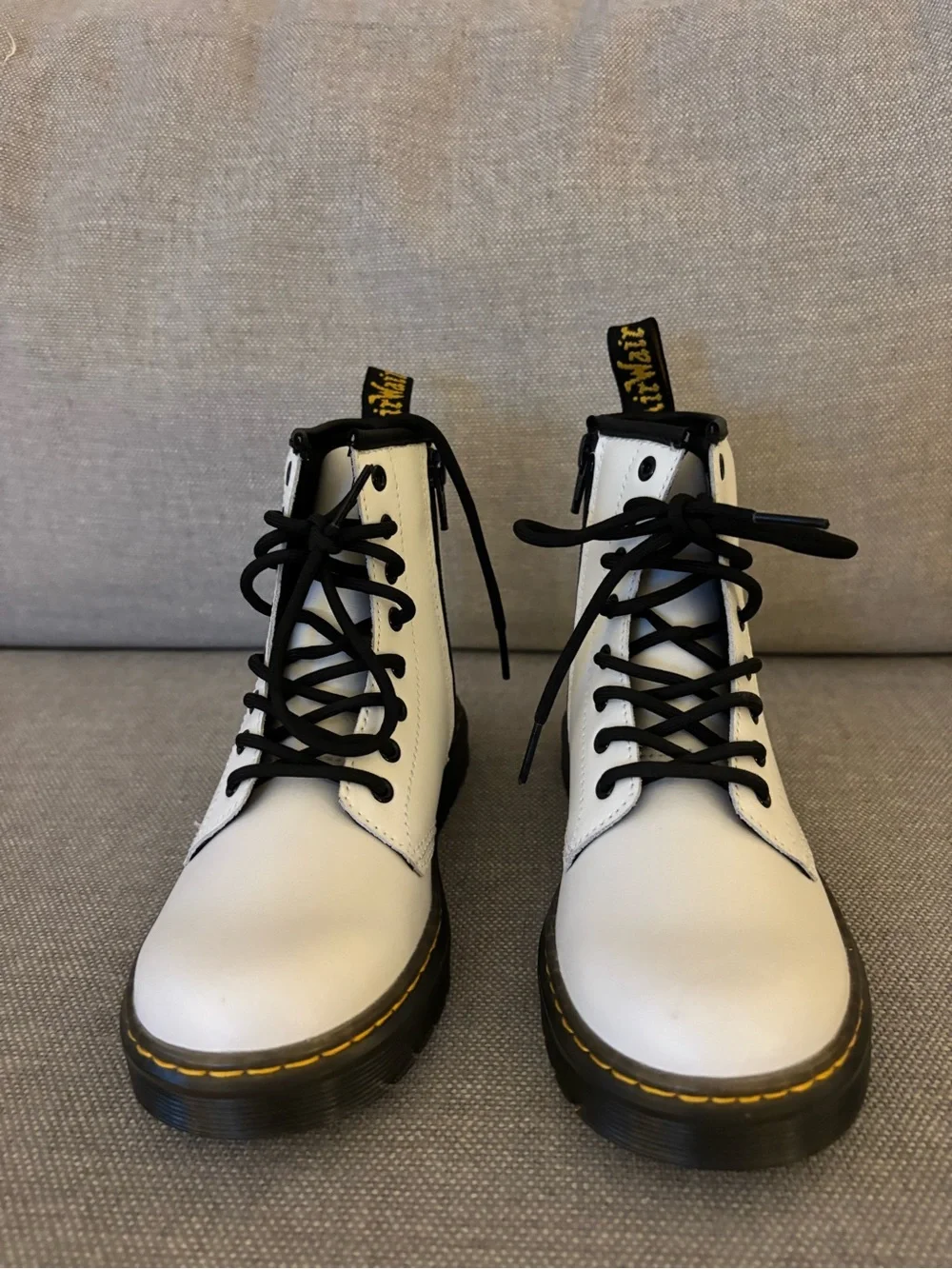 Dr. Martens White Leather Kids Combat Boots with Black Laces NWOT size 1